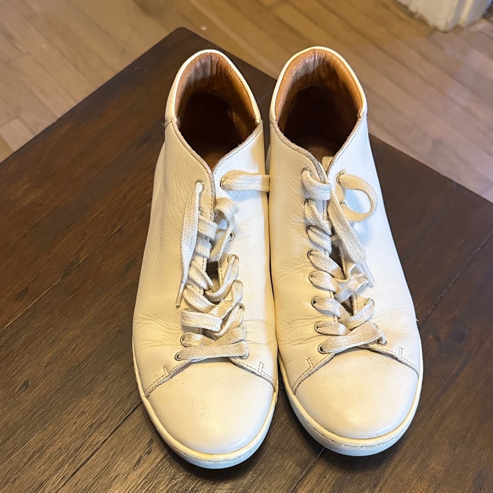 Sezane Off-White Leather Sneakers